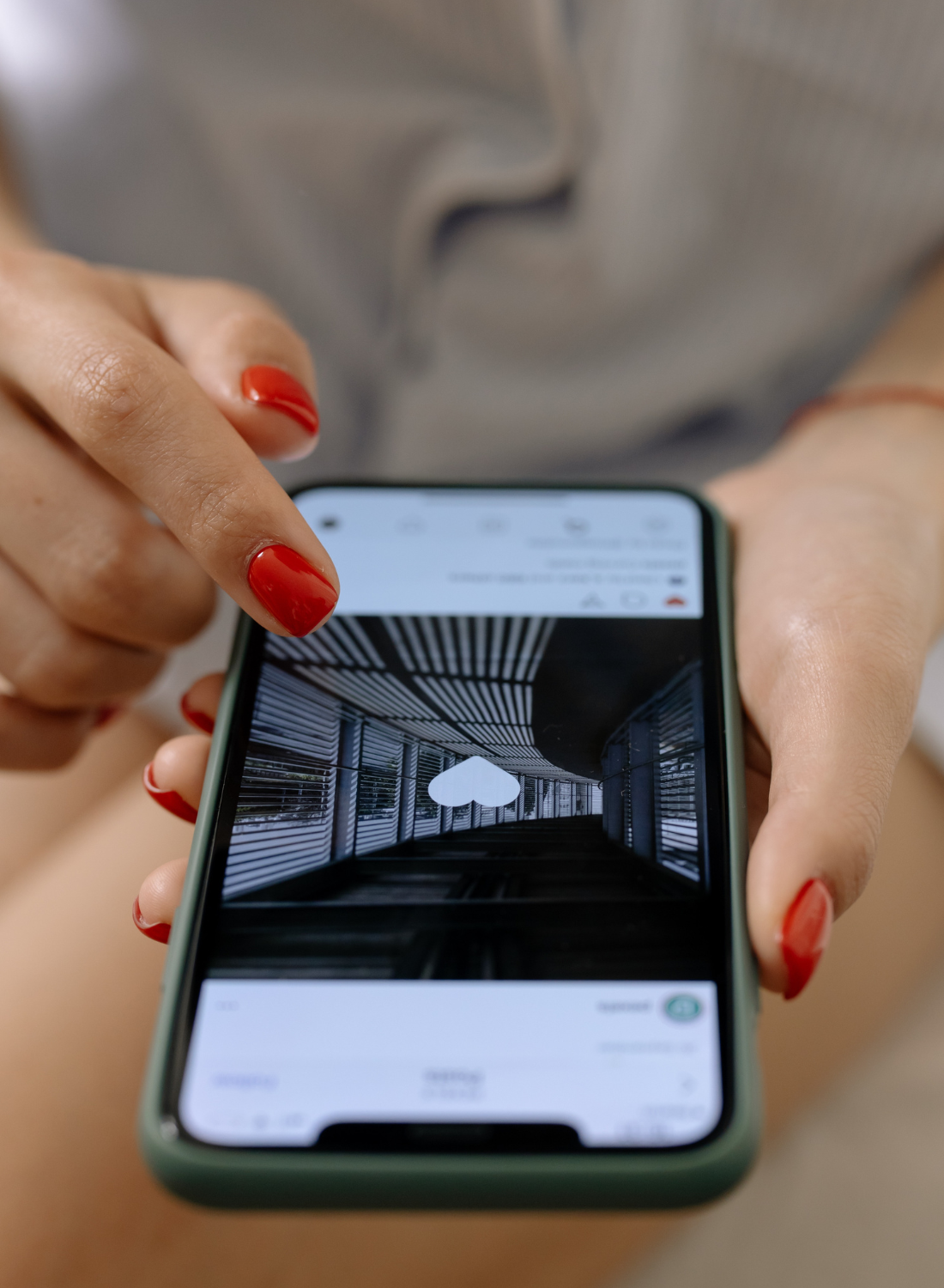 Mastering the Art of Engaging with Others on Instagram